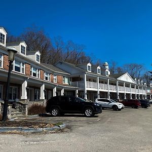 Inn On The Hudson